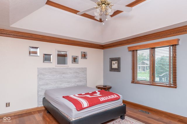 5325 Red Stone Lane, Greenwood, IN 46142