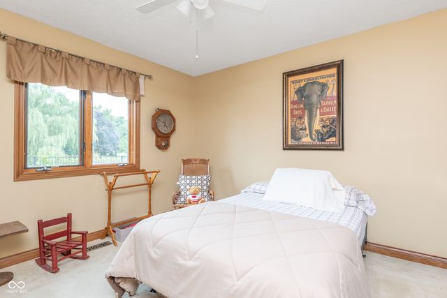 5325 Red Stone Lane, Greenwood, IN 46142