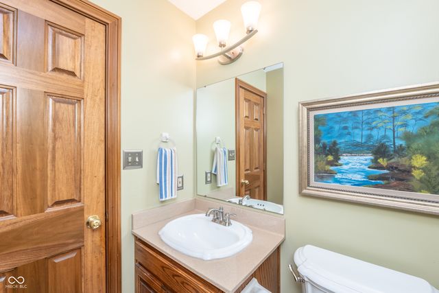5325 Red Stone Lane, Greenwood, IN 46142