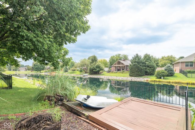 5325 Red Stone Lane, Greenwood, IN 46142