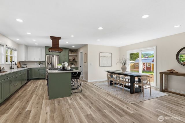 4232 332nd Avenue SE, Fall City, WA 98024