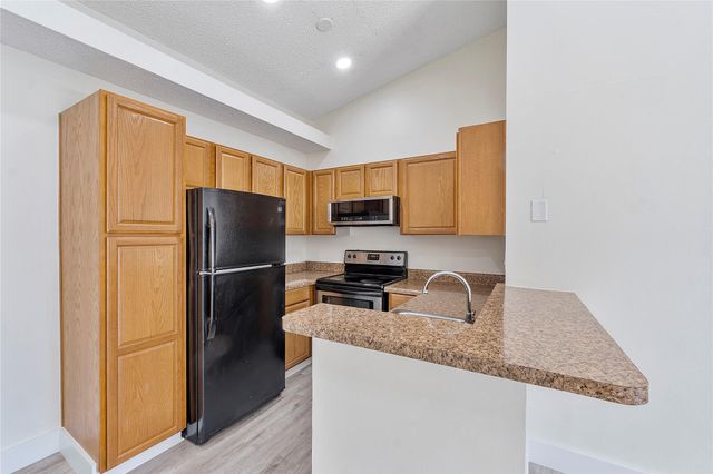 931 Lyons Rd 4204, Coconut Creek, FL 33063