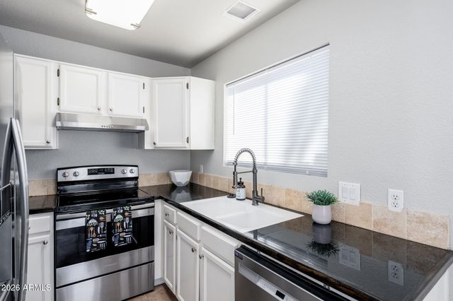 4710 W Wahalla Lane, Glendale, AZ 85308