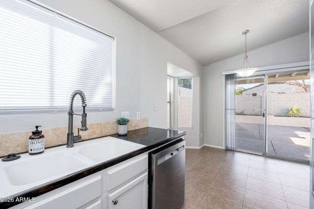 4710 W Wahalla Lane, Glendale, AZ 85308
