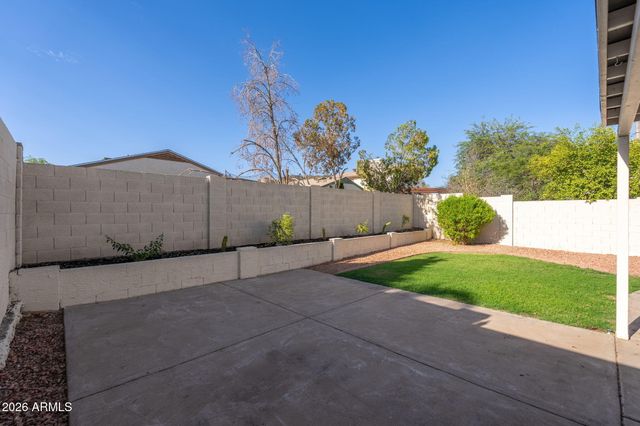 4710 W Wahalla Lane, Glendale, AZ 85308