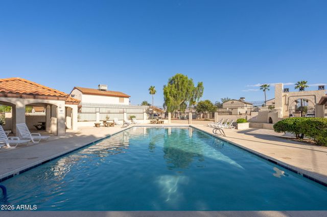 4710 W Wahalla Lane, Glendale, AZ 85308