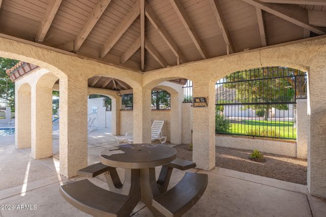 4710 W Wahalla Lane, Glendale, AZ 85308