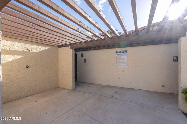 4710 W Wahalla Lane, Glendale, AZ 85308