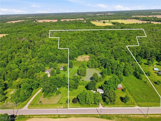 1912 State Rt 45, Rock Creek, OH 44084