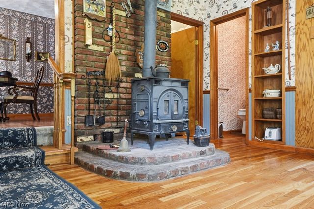 1912 State Rt 45, Rock Creek, OH 44084