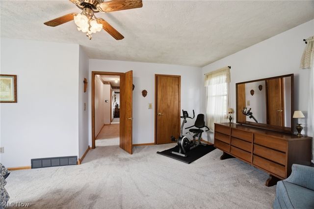 1912 State Rt 45, Rock Creek, OH 44084