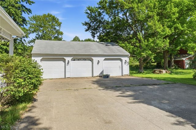 1912 State Rt 45, Rock Creek, OH 44084