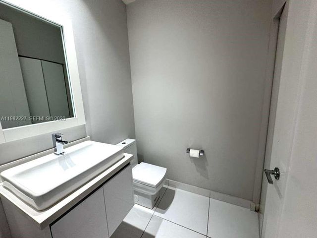 6458 NW 103rd Psge, Doral, FL 33178