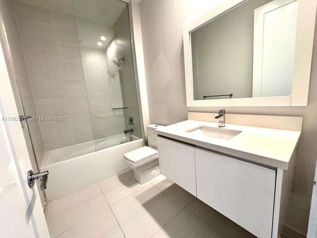 6458 NW 103rd Psge, Doral, FL 33178