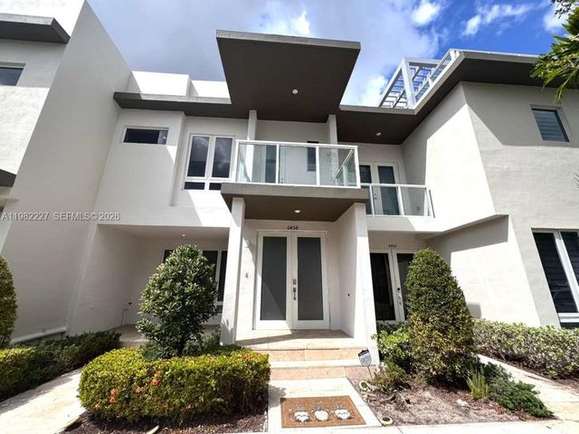 6458 NW 103rd Psge, Doral, FL 33178