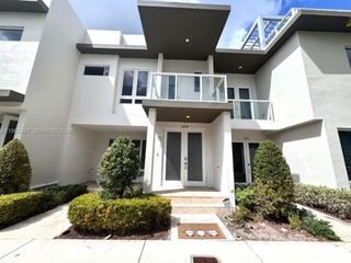 6458 NW 103rd Psge, Doral, FL 33178