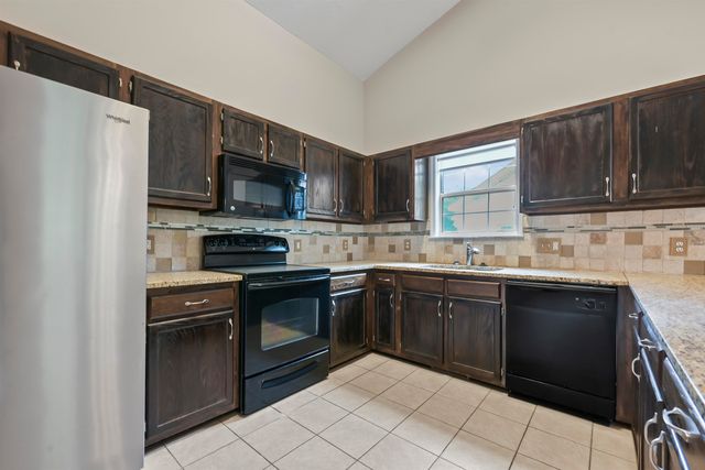 961 Castlewood Dr., Conway, SC 29526