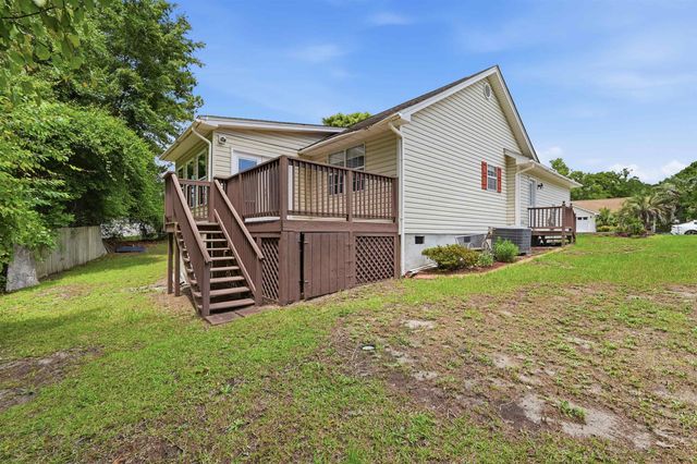 961 Castlewood Dr., Conway, SC 29526