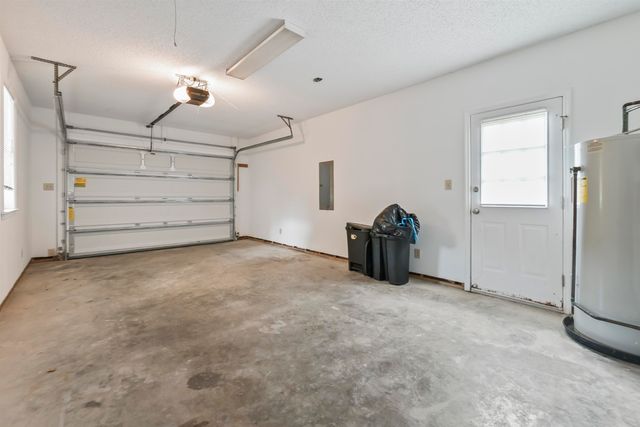 961 Castlewood Dr., Conway, SC 29526