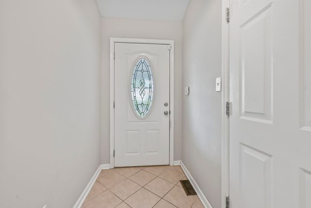961 Castlewood Dr., Conway, SC 29526