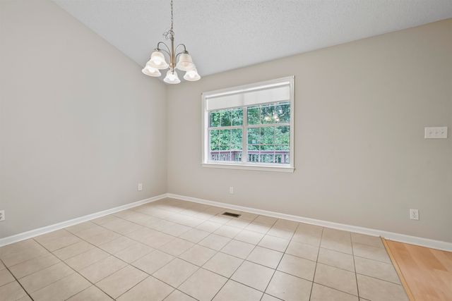 961 Castlewood Dr., Conway, SC 29526