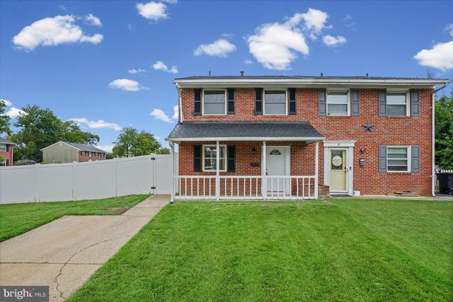 2 BREAKWATER CT, Pasadena, MD 21122