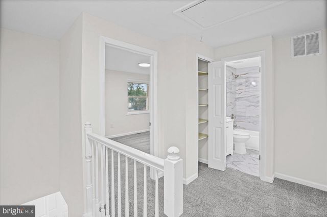 2 BREAKWATER CT, Pasadena, MD 21122
