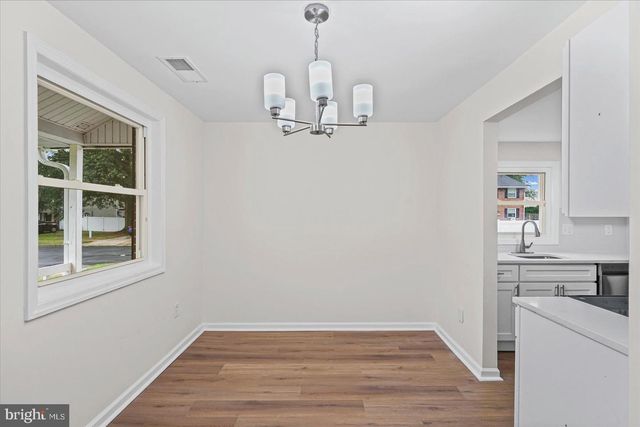 2 BREAKWATER CT, Pasadena, MD 21122
