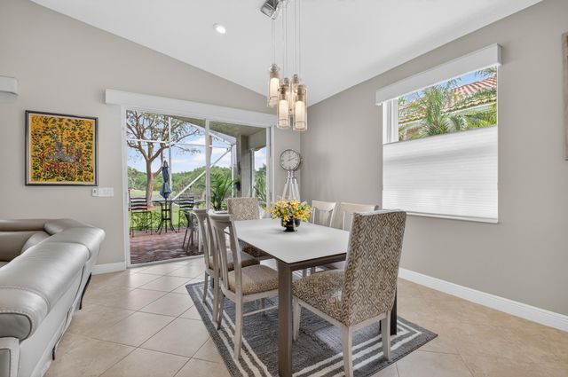 8647 Via Avellino, Lake Worth, FL 33467