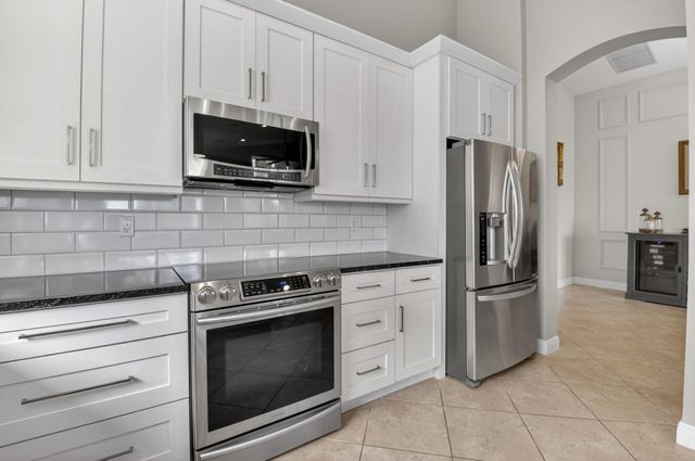 8647 Via Avellino, Lake Worth, FL 33467