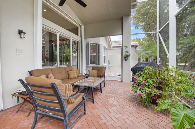 8647 Via Avellino, Lake Worth, FL 33467