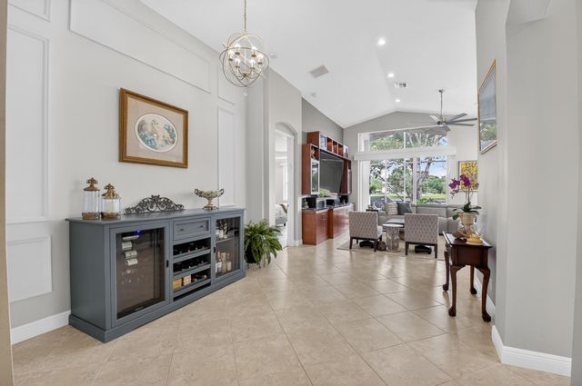 8647 Via Avellino, Lake Worth, FL 33467