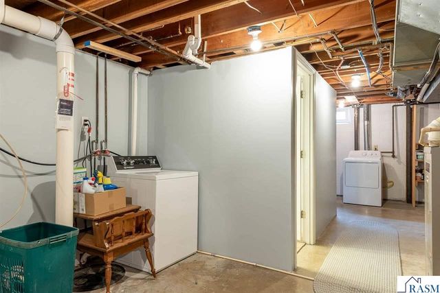 2613 E Main Street, Mankato, MN 56001