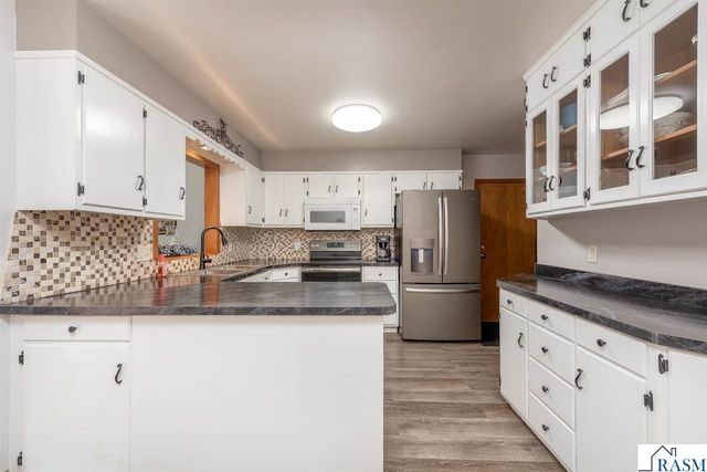 2613 E Main Street, Mankato, MN 56001