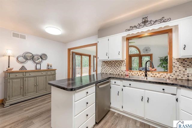2613 E Main Street, Mankato, MN 56001