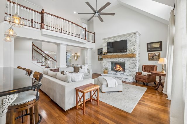 107 Gaston St, Gallatin, TN 37066