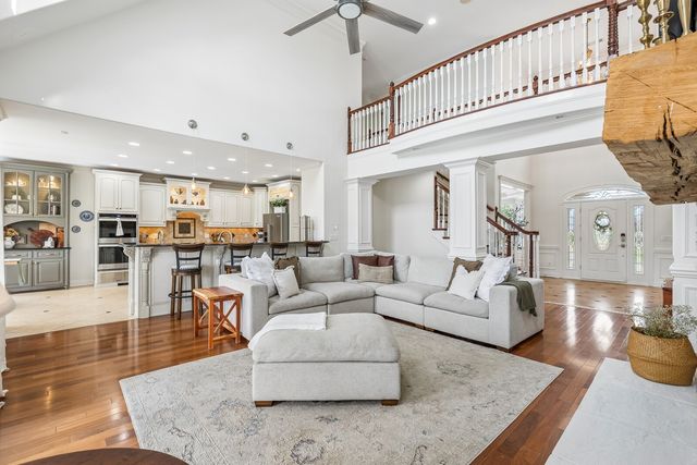 107 Gaston St, Gallatin, TN 37066