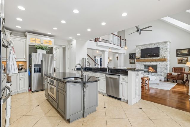 107 Gaston St, Gallatin, TN 37066