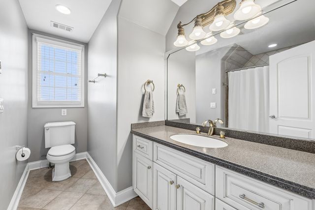 107 Gaston St, Gallatin, TN 37066