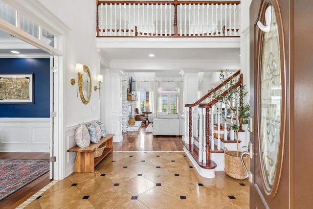 107 Gaston St, Gallatin, TN 37066