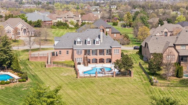 107 Gaston St, Gallatin, TN 37066