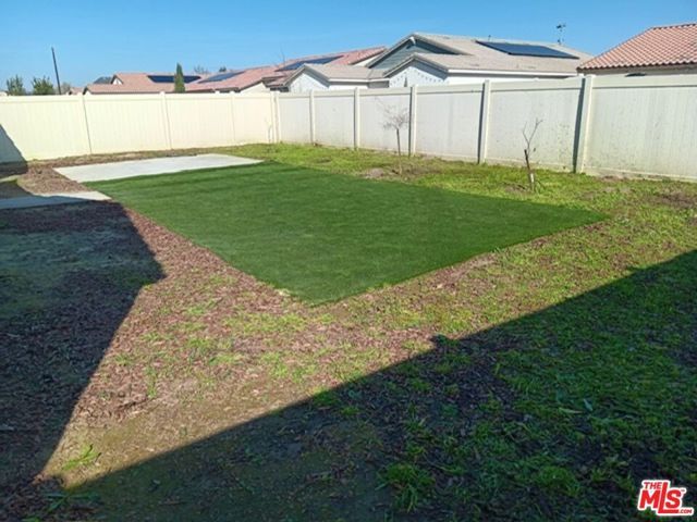 7318 Chetco River Street, Bakersfield, CA 93311