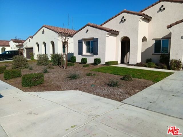 7318 Chetco River Street, Bakersfield, CA 93311