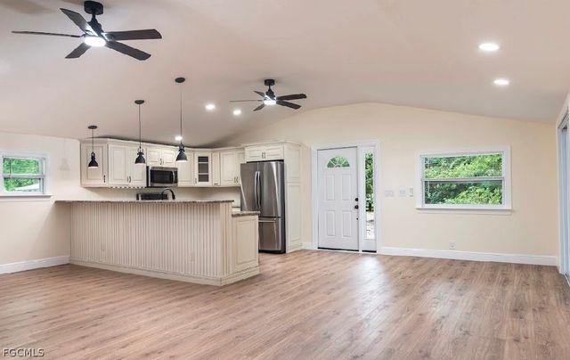 5111 Country Lakes DR, Fort Myers, FL 33905