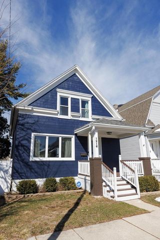 1216 Monroe AVENUE, South Milwaukee, WI 53172