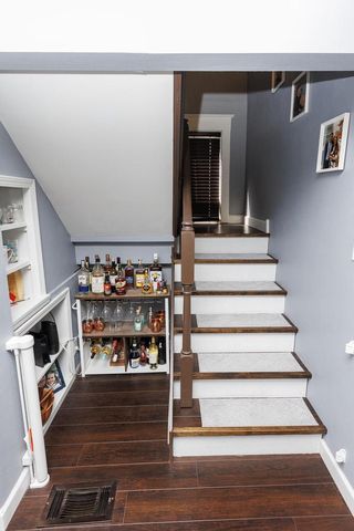 1216 Monroe AVENUE, South Milwaukee, WI 53172