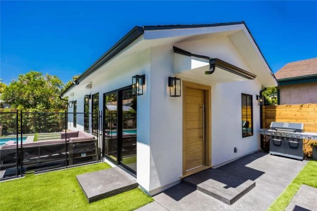 4627 Ethel Ave, Sherman Oaks, CA 91423