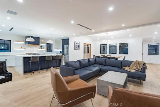 4627 Ethel Ave, Sherman Oaks, CA 91423