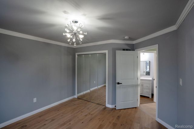 8475 Stout Avenue, Warren, MI 48093