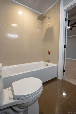 8475 Stout Avenue, Warren, MI 48093